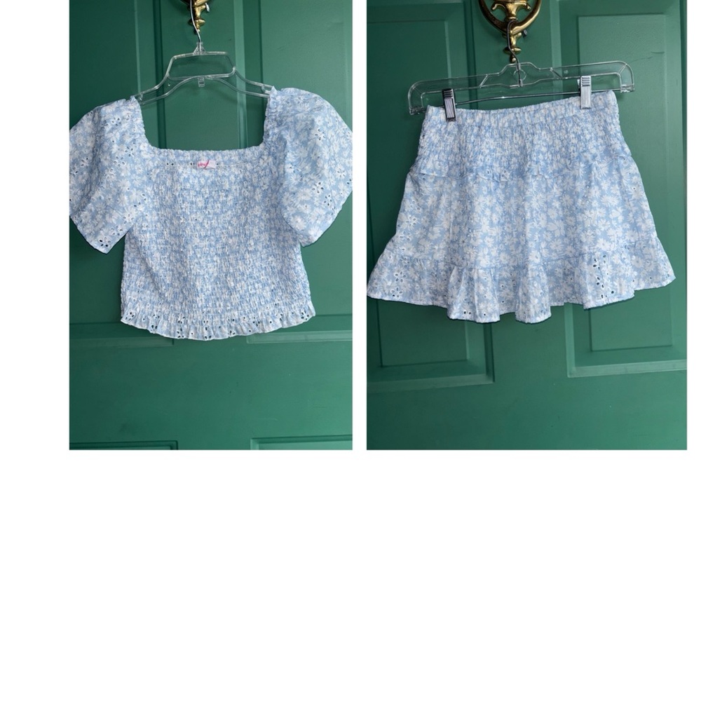 Design History size large floral top and skort set